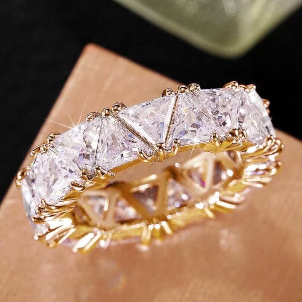 NEW 14k Yellow Gold Diamond Eternity Ring Band Triangle Trillion Cut